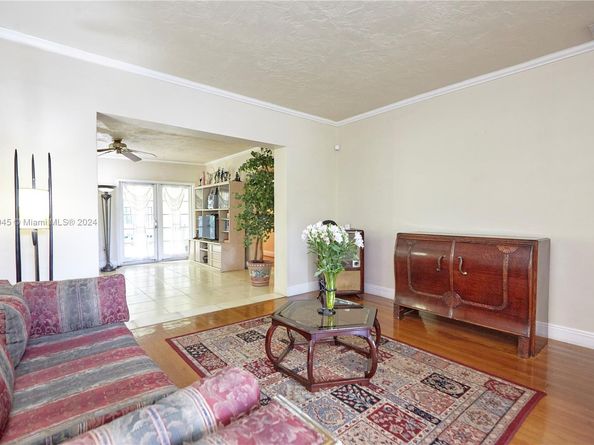 Undisclosed Address #A11636945, Coral Gables FL 33134