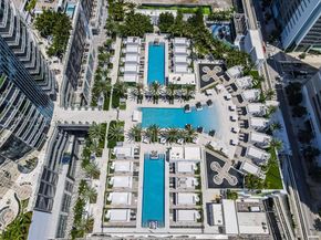 851 NE 1st Ave Cabana 15, Miami FL 33132