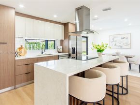 7951 SW 30th St, Davie FL 33328