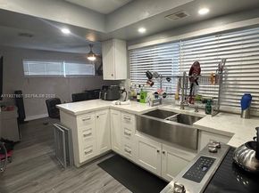 6757 Arbor Dr, Miramar FL 33023