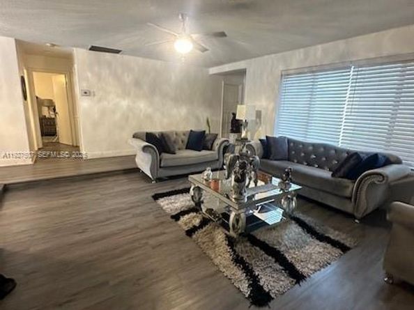 6757 Arbor Dr, Miramar FL 33023