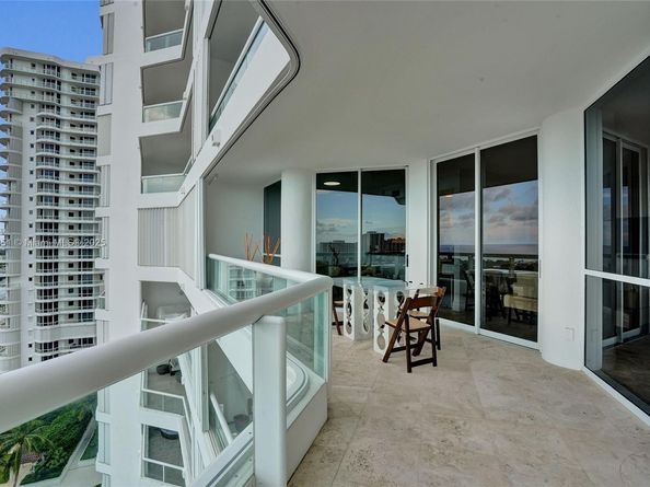 21150 Point Pl 1804, Aventura FL 33180