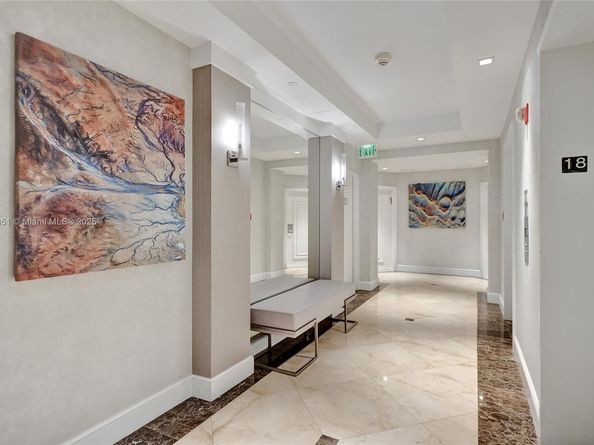 21150 Point Pl 1804, Aventura FL 33180
