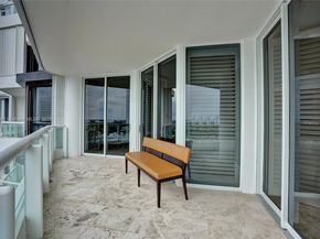 21150 Point Pl 1804, Aventura FL 33180
