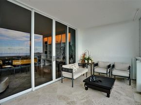 21150 Point Pl 1804, Aventura FL 33180
