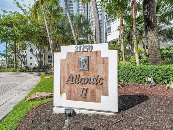 21150 Point Pl 1804, Aventura FL 33180