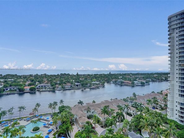 21150 Point Pl 1804, Aventura FL 33180
