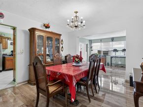 6861 SW 1st Ct, Pembroke Pines FL 33023