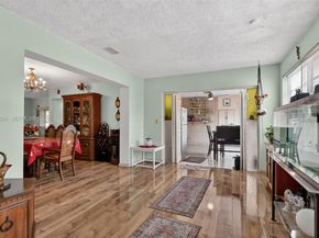 6861 SW 1st Ct, Pembroke Pines FL 33023