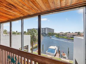 1100 SE 5th Ct 24, Pompano Beach FL 33060