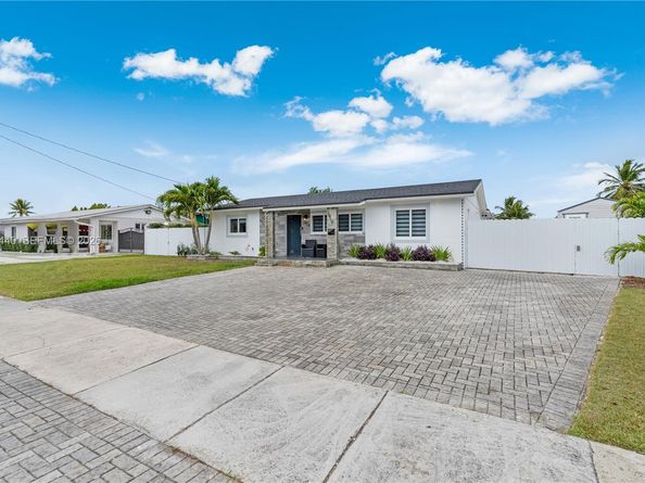 2810 SW 123rd Ct, Miami FL 33175