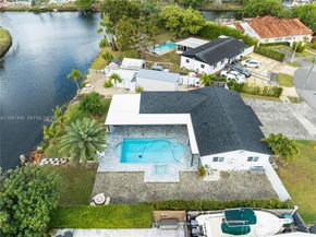 2810 SW 123rd Ct, Miami FL 33175