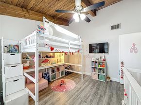 10340 Laurel Ct, Pembroke Pines FL 33026