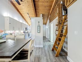 10340 Laurel Ct, Pembroke Pines FL 33026