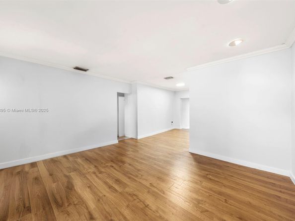 4610 SW 3rd St, Miami FL 33134