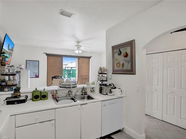 4292 SW 156th Ave 154, Miramar FL 33027