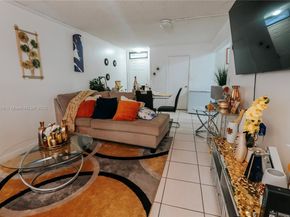 216 Lake Pointe Dr 128, Oakland Park FL 33309