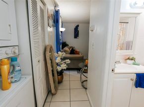 216 Lake Pointe Dr 128, Oakland Park FL 33309