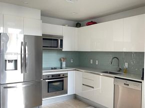 1050 Brickell Ave 410, Miami FL 33131