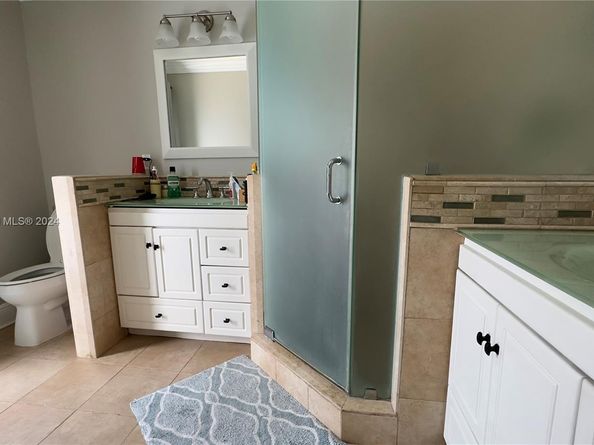 16541 SW 146th Ct, Miami FL 33177