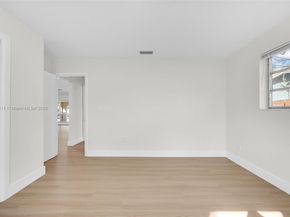 9180 SW 55th St, Cooper City FL 33328