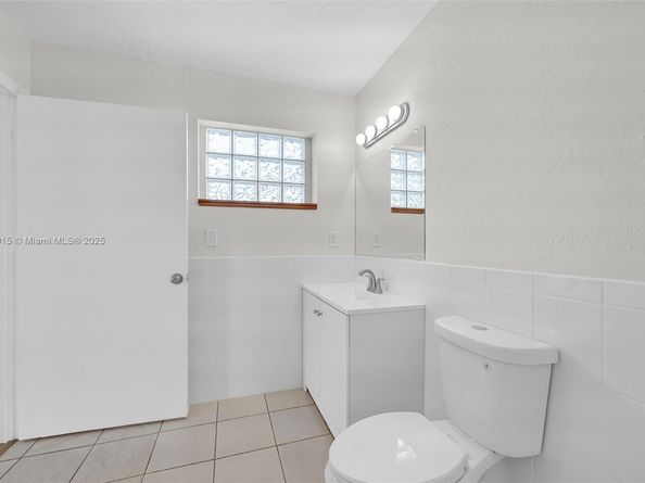 9180 SW 55th St, Cooper City FL 33328