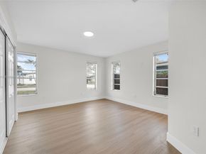 9180 SW 55th St, Cooper City FL 33328