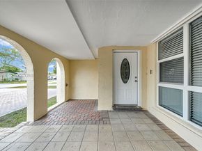 9180 SW 55th St, Cooper City FL 33328