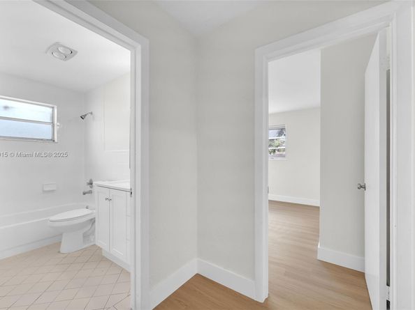 9180 SW 55th St, Cooper City FL 33328