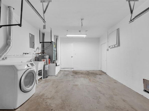 9180 SW 55th St, Cooper City FL 33328