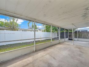 9180 SW 55th St, Cooper City FL 33328