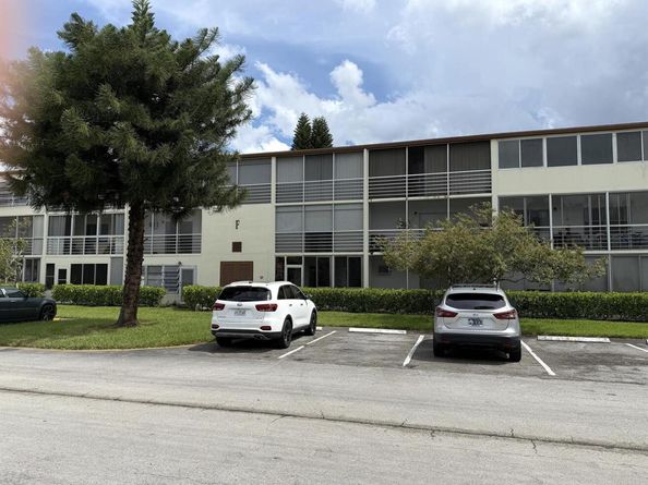 229 Mansfield F, Boca Raton FL 33434