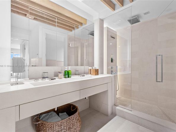 102 24th St PH1703, Miami Beach FL 33139
