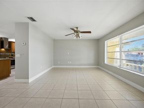 9540 NW 25th St, Sunrise FL 33322