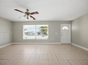 9540 NW 25th St, Sunrise FL 33322