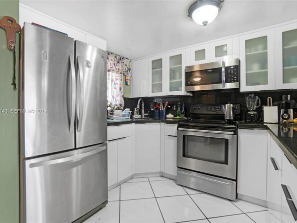 5530 W 26th Ct 102, Hialeah FL 33016