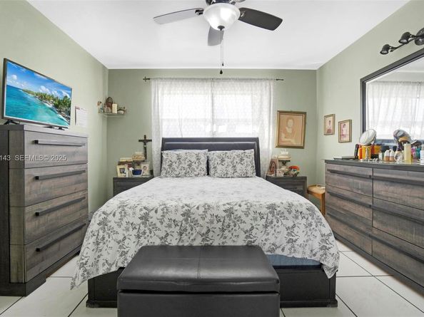 5530 W 26th Ct 102, Hialeah FL 33016