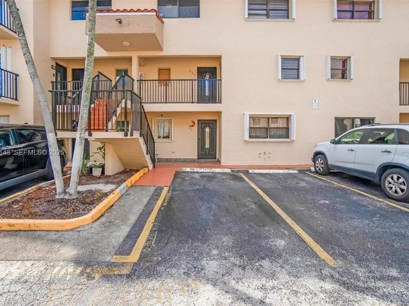 5530 W 26th Ct 102, Hialeah FL 33016