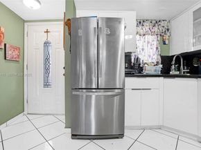 5530 W 26th Ct 102, Hialeah FL 33016