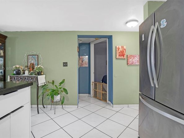 5530 W 26th Ct 102, Hialeah FL 33016