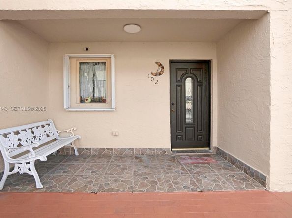5530 W 26th Ct 102, Hialeah FL 33016