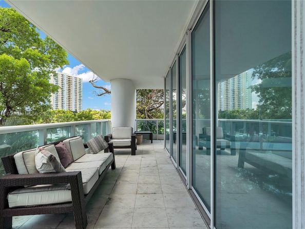 2127 Brickell Ave 505, Miami FL 33129