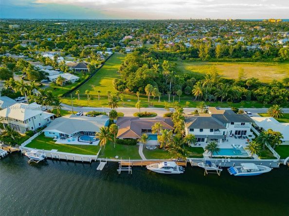 2880 NE 23rd Pl, Pompano Beach FL 33062