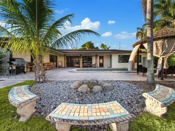 2880 NE 23rd Pl, Pompano Beach FL 33062