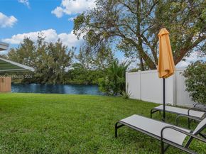 2805 NW 52nd Ct, Tamarac FL 33309