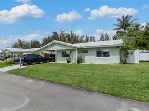 2805 NW 52nd Ct, Tamarac FL 33309