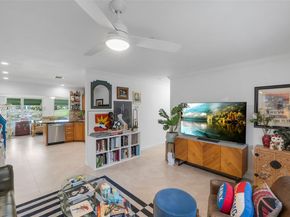 2805 NW 52nd Ct, Tamarac FL 33309