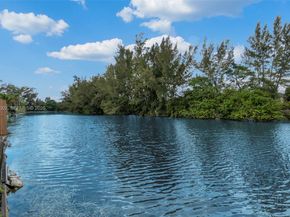 2805 NW 52nd Ct, Tamarac FL 33309