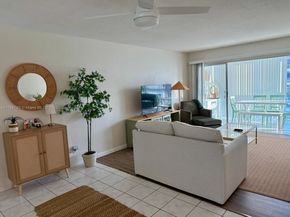 3000 NE 48th St 203, Fort Lauderdale FL 33308