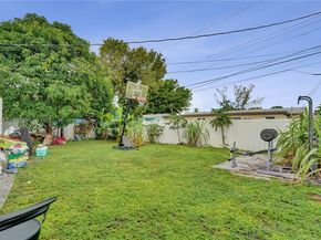 320 N 71st Ave, Hollywood FL 33024